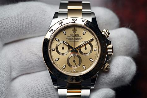 does a rolex daytona have a battery|Rolex daytona references.